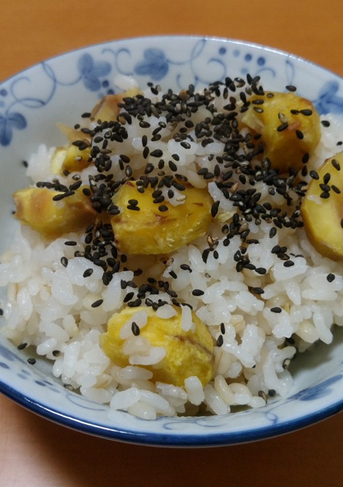 秋の味覚☆炊飯器簡単甘いホクホク栗ごはん-レシピのメイン写真