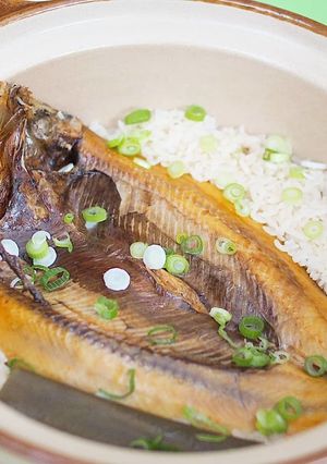 キッパー（ニシンの薫製）の炊き込みごはん-レシピのメイン写真