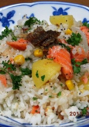 鮭とジャガイモの炊き込みご飯-レシピのメイン写真