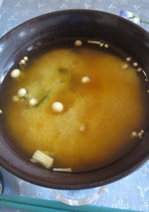 簡単☆エノキダケの生姜味♫味噌汁-レシピのメイン写真
