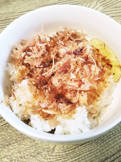 かつお節たっぷり卵かけご飯-レシピのメイン写真