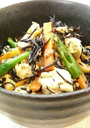 ひじき入り!栄養満点♬炒り豆腐♡-レシピのメイン写真