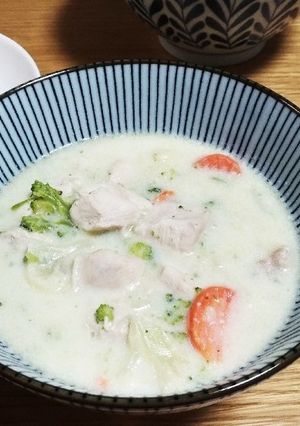 鶏肉とゴロゴロ野菜のクリーム煮-レシピのメイン写真
