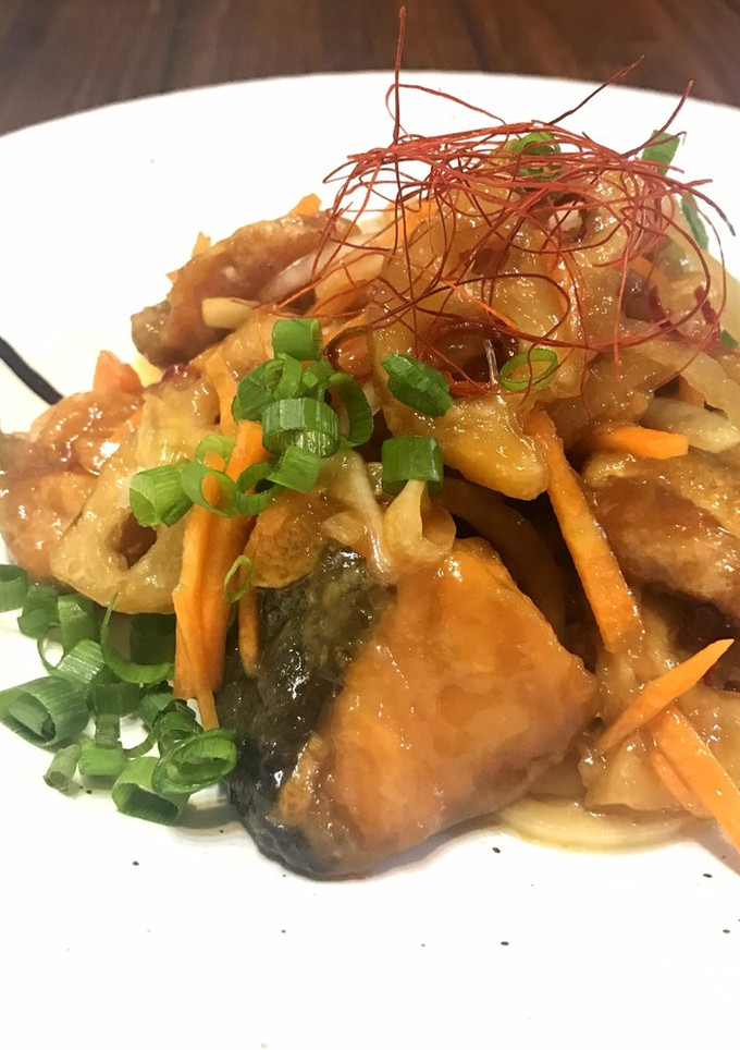 旨味たっぷり♡鮭とレンコンの南蛮漬け-レシピのメイン写真
