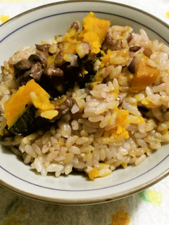 時短でかぼちゃと小豆の炊き込みご飯-レシピのメイン写真