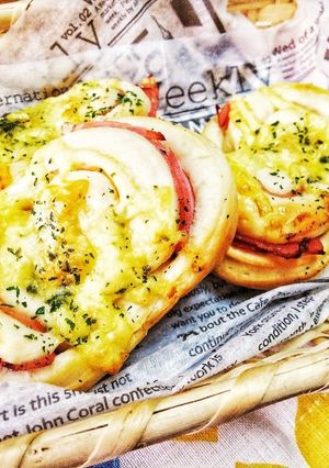 レンジで♪ハムマヨパン-レシピのメイン写真