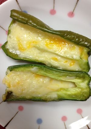 簡単ピーマンのチーズ焼き-レシピのメイン写真