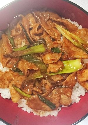 簡単(^ω^)豚スタ丼-レシピのメイン写真