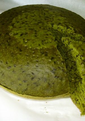 炊飯器で！抹茶と黒ごまのシフォンケーキ-レシピのメイン写真