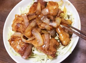 簡単ランチ！豚バラスライスで豚角煮丼！-レシピのメイン写真