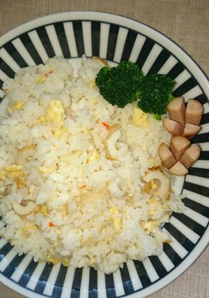 簡単！でも美味！ちくわ炒飯(^-^)-レシピのメイン写真