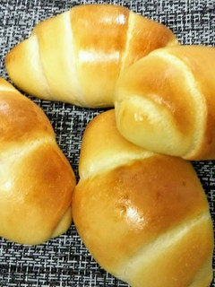 ふんわりバターロール-レシピのメイン写真