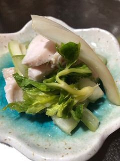 セロリの浅漬けと鶏ハムの和え物-レシピのメイン写真