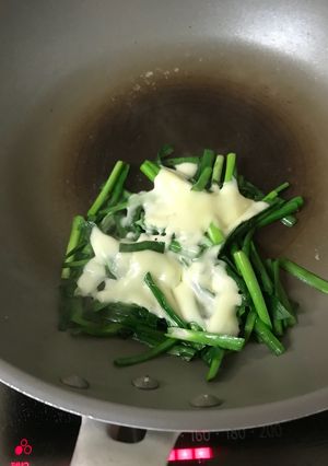 ニラのチーズとじ-レシピのメイン写真