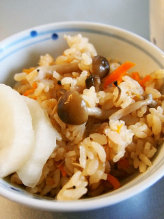 チキン缶詰で炊き込みご飯※シーチキンでも-レシピのメイン写真