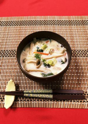 じゃこ天と野菜のピリ辛ごま豆乳スープ-レシピのメイン写真