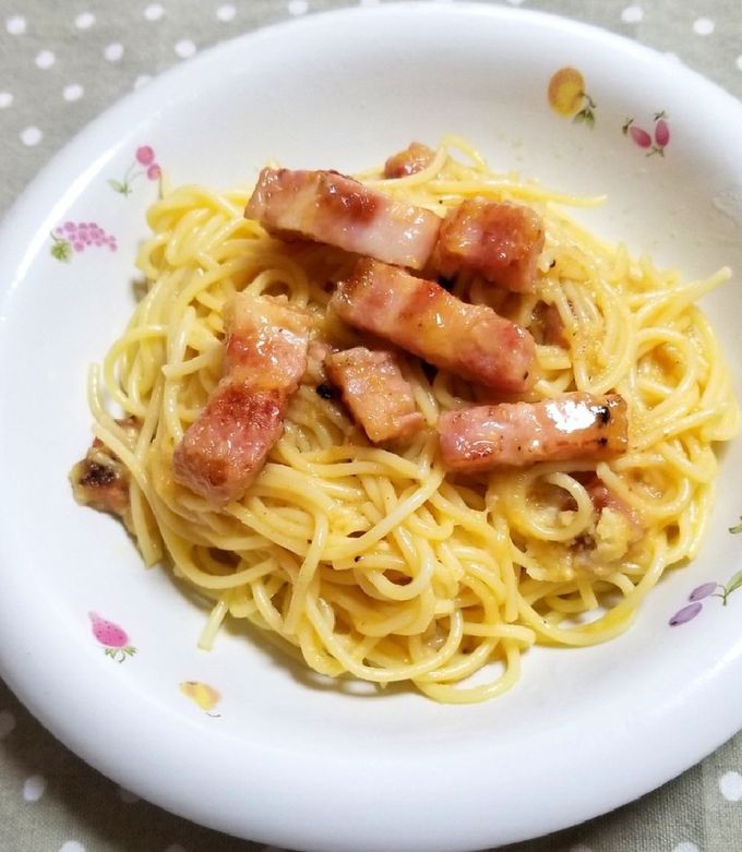 厚切りベーコンのカルボナーラ by 春菜食堂ϋ♡ 【クックパッド】 簡単