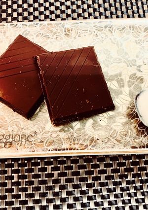 チョコレートにチョコっと塩酒粕♫-レシピのメイン写真