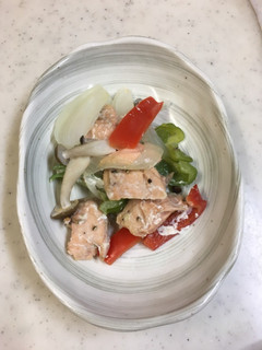 胡麻だれ風味の鮭野菜蒸し-レシピのメイン写真