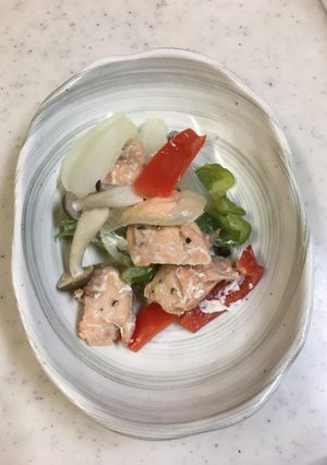 胡麻だれ風味の鮭野菜蒸し-レシピのメイン写真