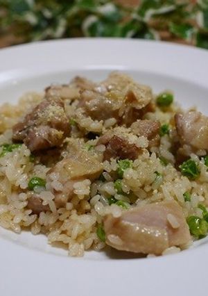 鶏肉とグリンピースのリゾット-レシピのメイン写真