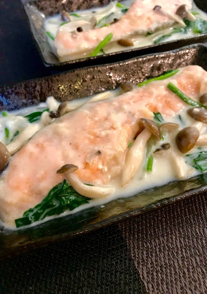 牛乳で簡単！鮭とほうれん草のクリーム煮-レシピのメイン写真