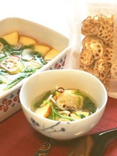 蓮根とリンゴときゅうりの水キムチ-レシピのメイン写真