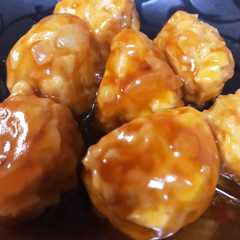 รูปของ ふわぷり鶏団子のチリソース煮