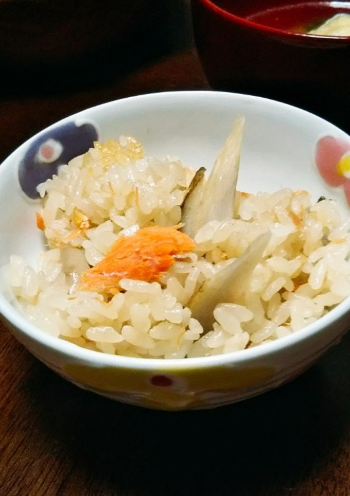 鮭とごぼうの炊き込みごはん-レシピのメイン写真