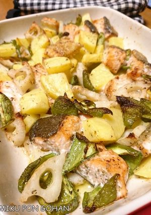 ほったらかしで！鮭と野菜のオーブン焼き-レシピのメイン写真