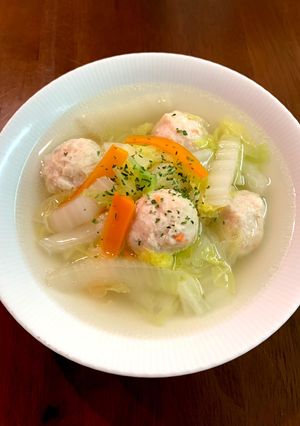 簡単！白菜と人参の鶏団子スープ-レシピのメイン写真