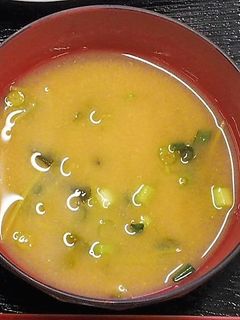 豆苗とわかめのみそ汁-レシピのメイン写真