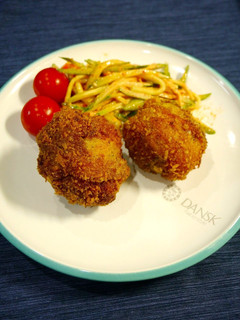 簡単!じゃがいものまんま☆肉巻きコロッケ-レシピのメイン写真