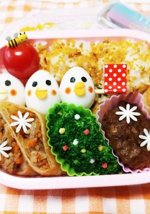 キャラ弁☆うずらの卵でひよこ3兄弟☆-レシピのメイン写真