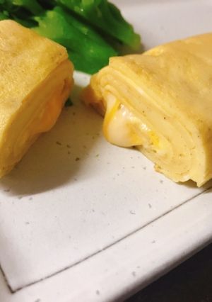 とろ〜りチーズ入り卵焼き-レシピのメイン写真