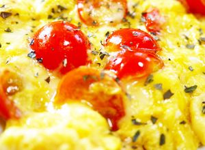 朝食にプチトマトチーズスクランブルエッグ-レシピのメイン写真