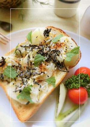 バター風味❀じゃが芋×しらすの和トースト-レシピのメイン写真