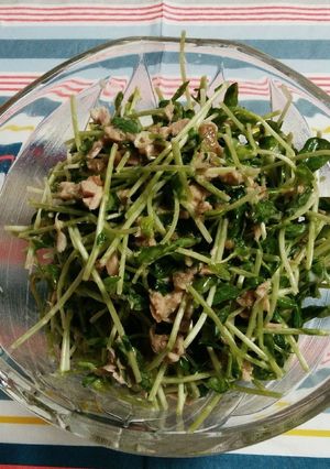 混ぜるだけ！豆苗と梅とツナの和えもの♪-レシピのメイン写真