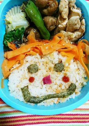 人参のナムルでプチデコ弁当♪-レシピのメイン写真