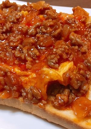 ミートソースが余った時は！ピザ風トースト-レシピのメイン写真
