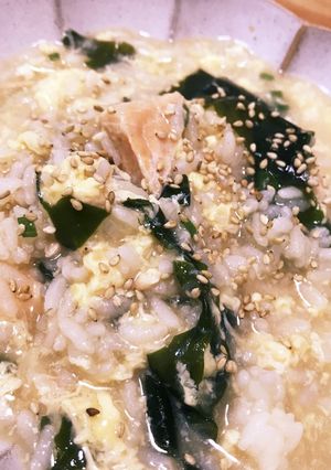 鮭とワカメの卵とじ雑炊-レシピのメイン写真