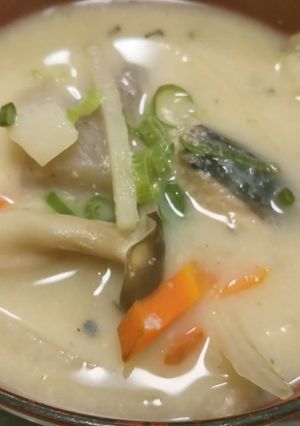さば缶でかす汁-レシピのメイン写真