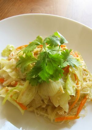 創作タイ料理 春雨のグリーンカレー炒め-レシピのメイン写真