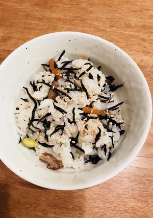 余ったひじき煮で！酢飯のひじきごはん-レシピのメイン写真