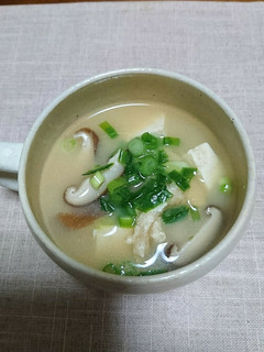 椎茸入れてのお味噌汁(^3^)-レシピのメイン写真