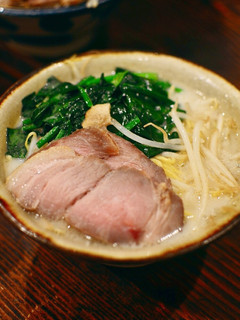 我が家のとんこつラーメンスープの作り方-レシピのメイン写真