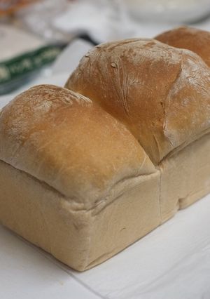 ストウブで全粒粉食パン-レシピのメイン写真