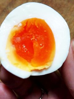 味しみしみ塩味ゆで卵♪-レシピのメイン写真