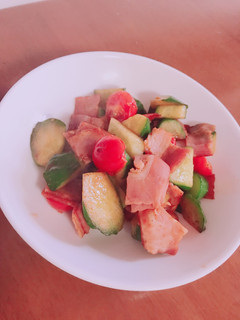 簡単5分☆きゅうりトマトベーコンの炒め物-レシピのメイン写真