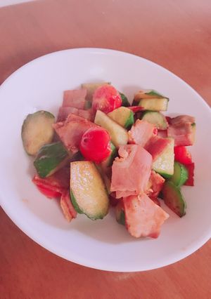 簡単5分☆きゅうりトマトベーコンの炒め物-レシピのメイン写真